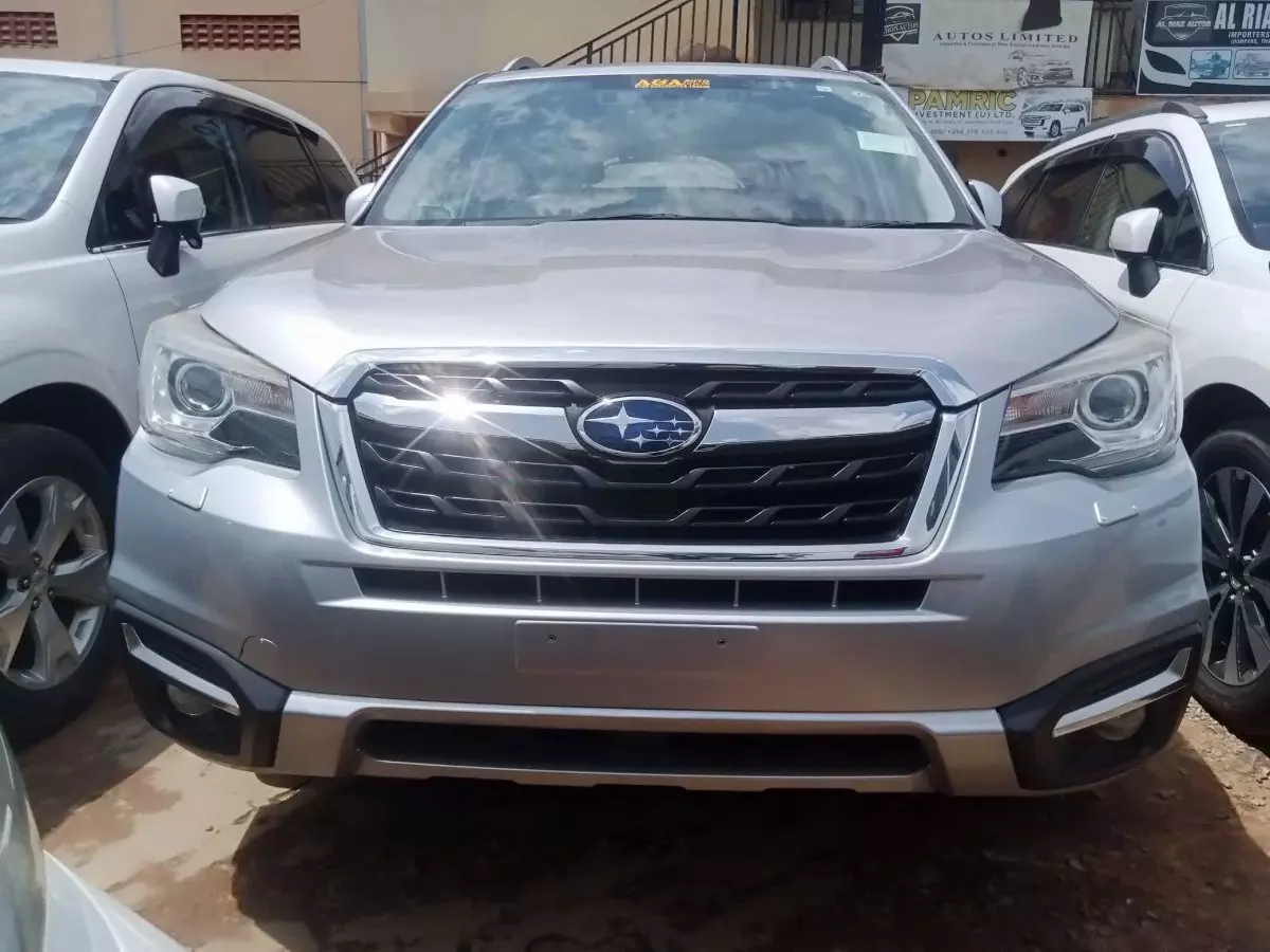 Subaru Forester   - 2015