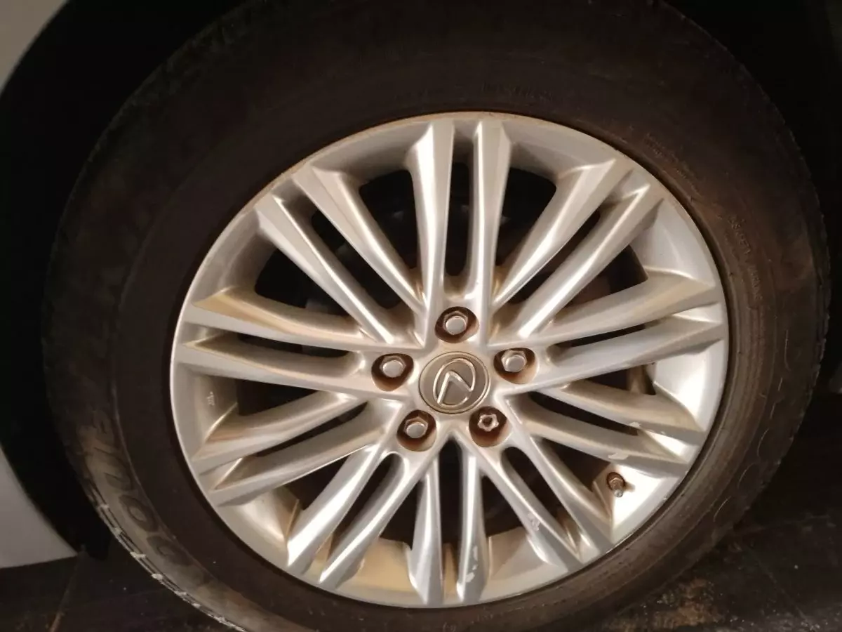 tyre2