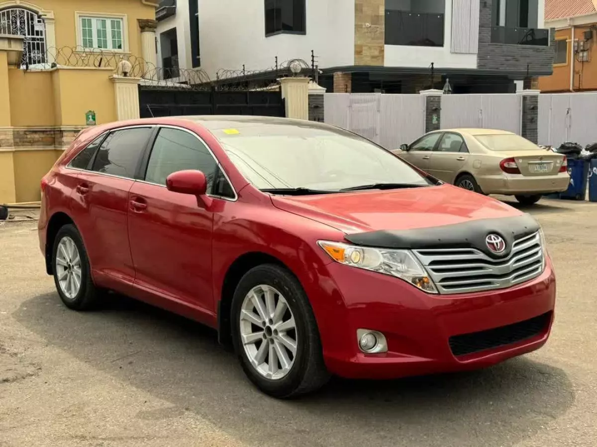 Toyota Venza - 2010