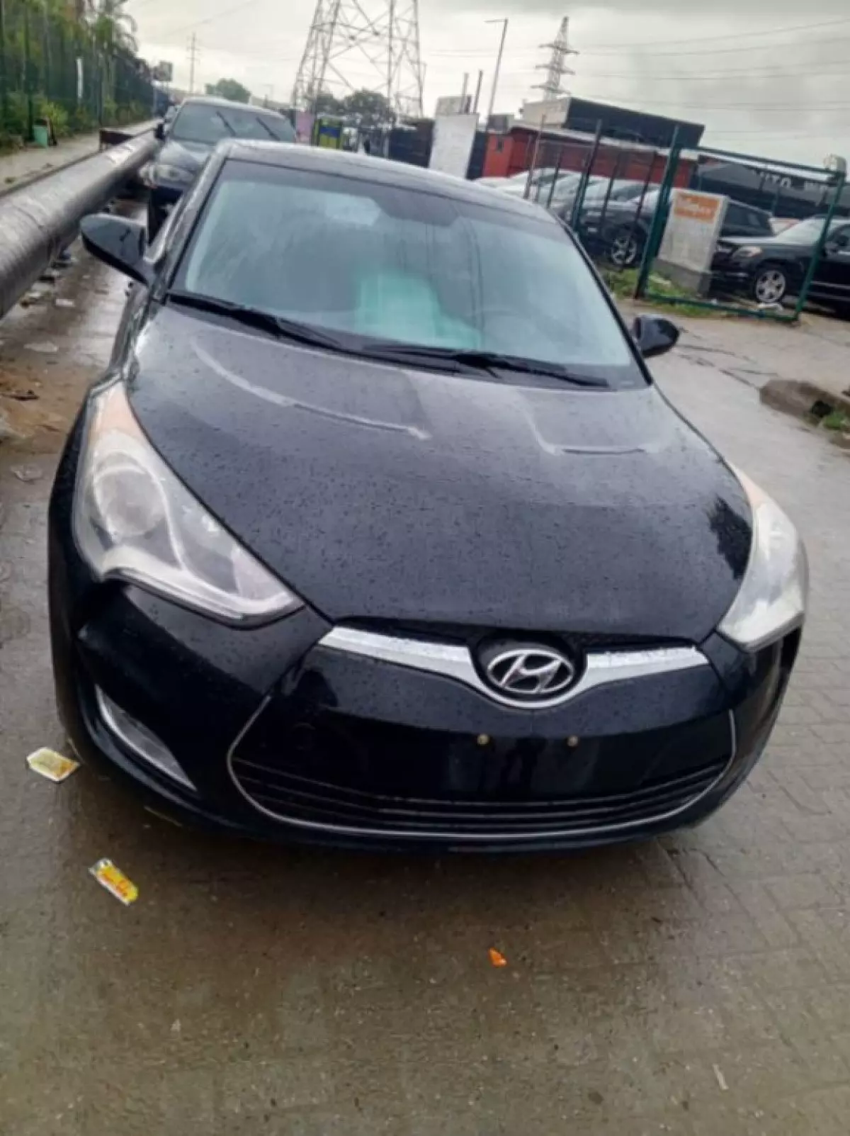 Hyundai Veloster - 2012