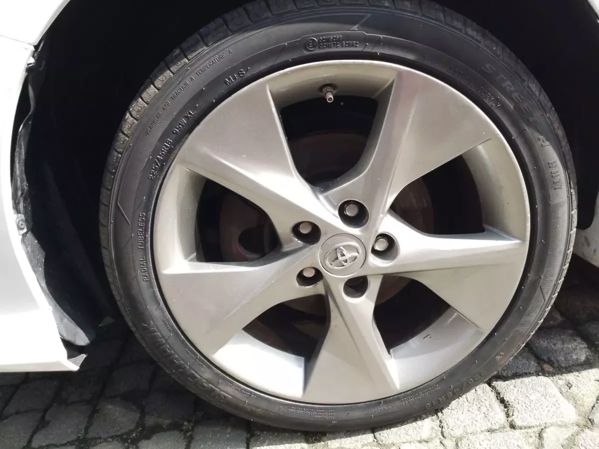 tyre1
