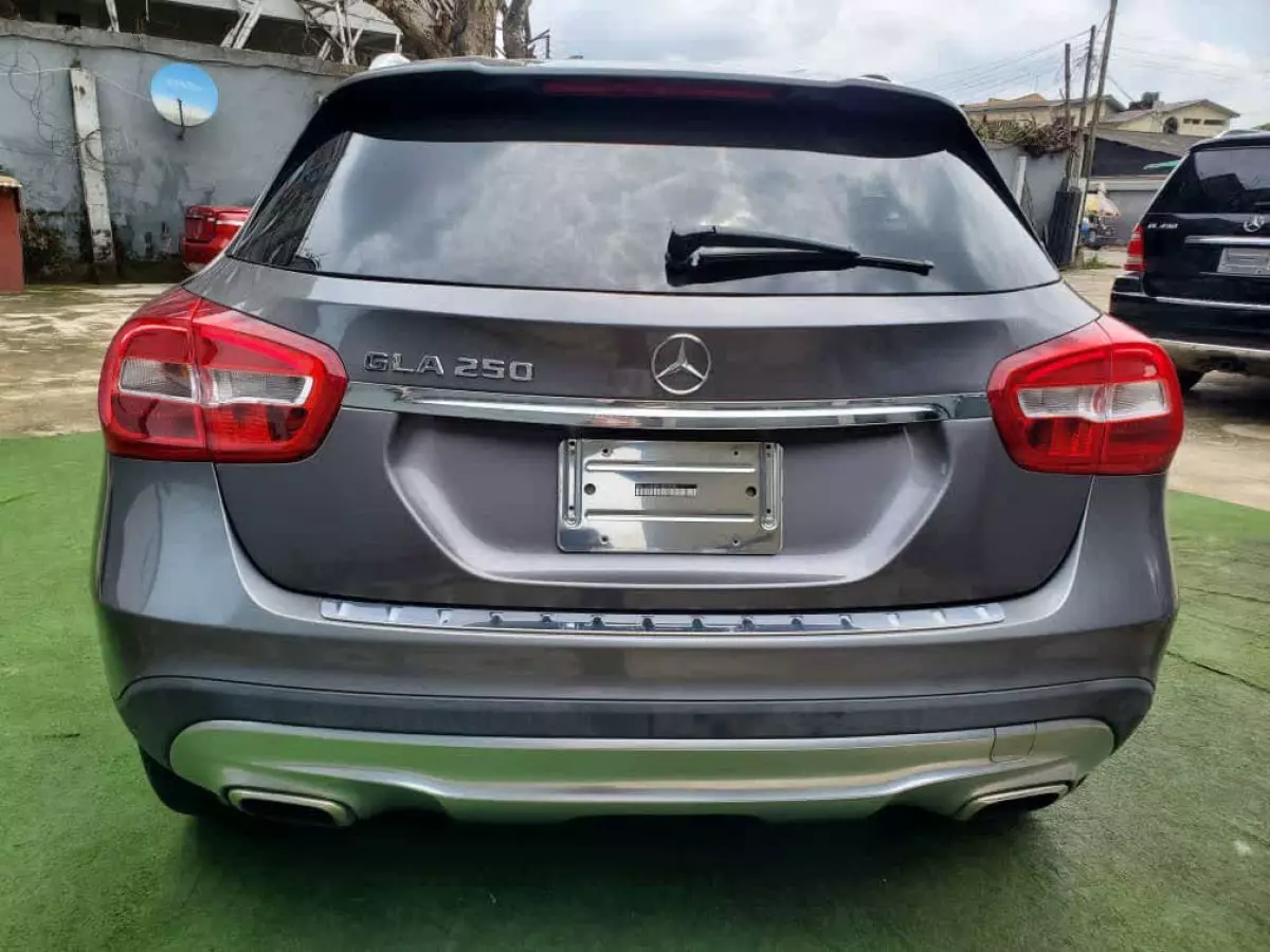 car Back