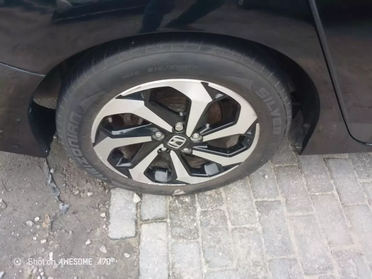 tyre1