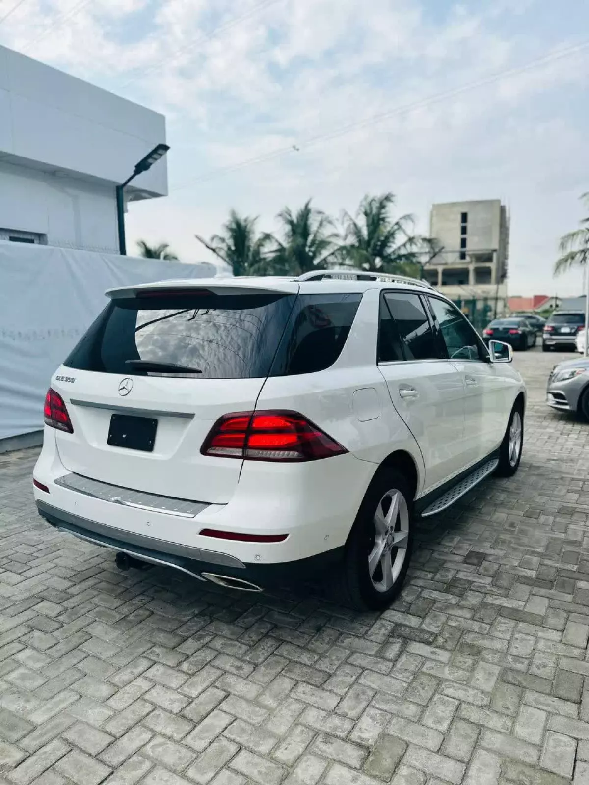 car Left Back