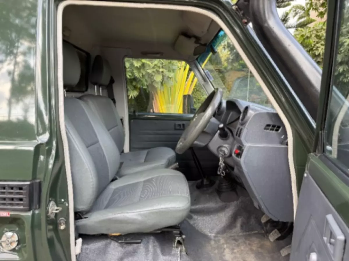 interiorBack