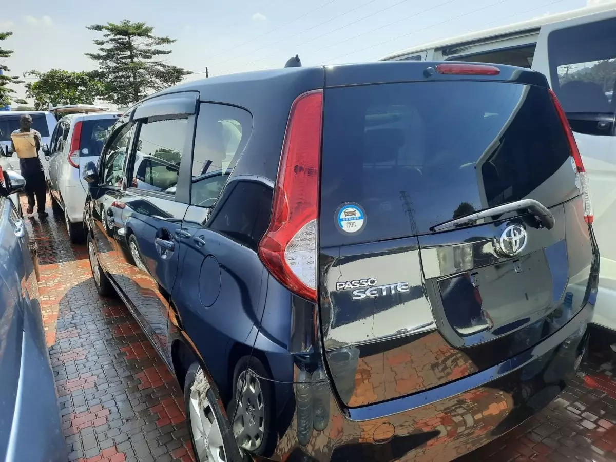 car Left Back