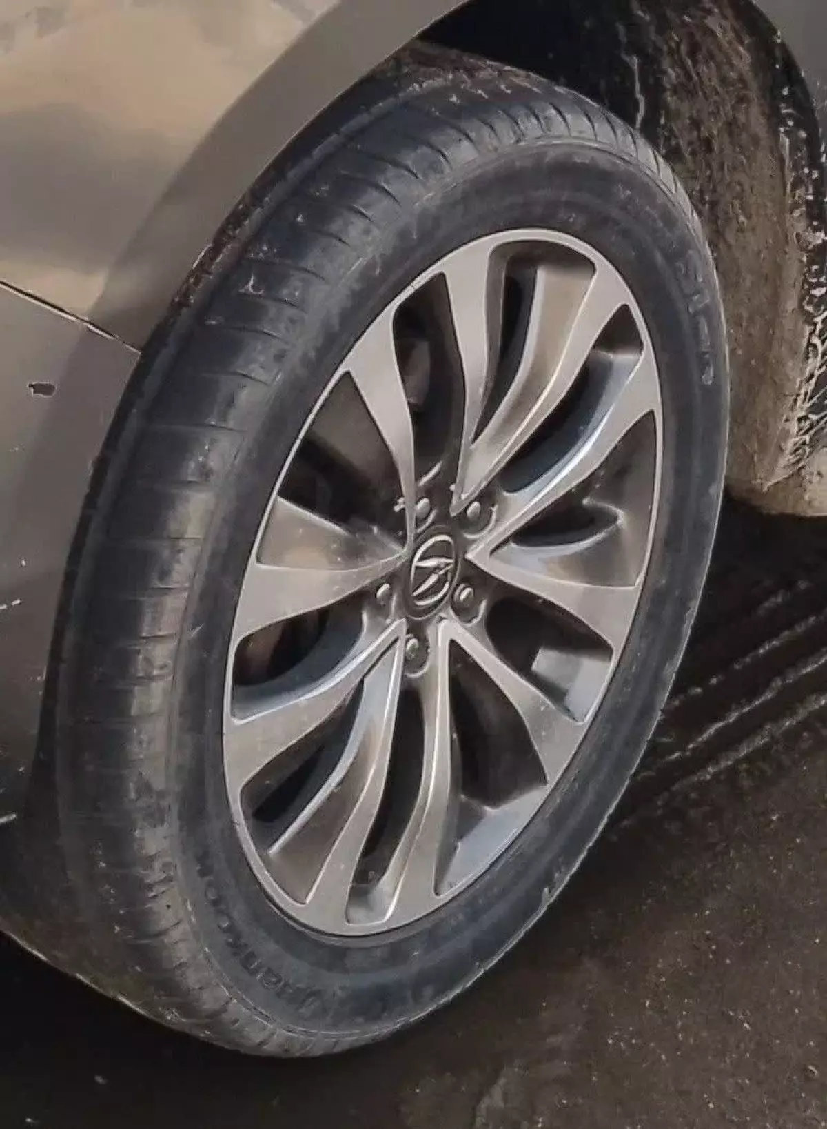 tyre1