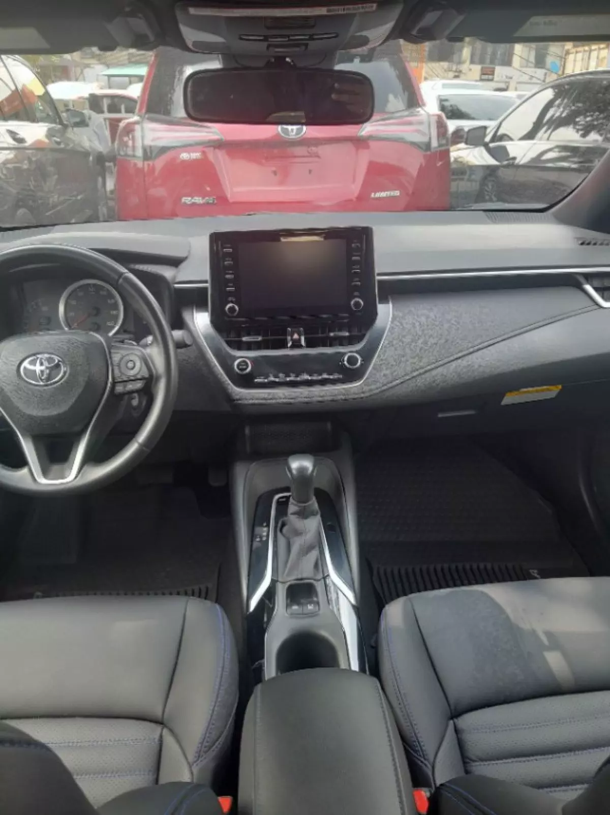 interiorFront