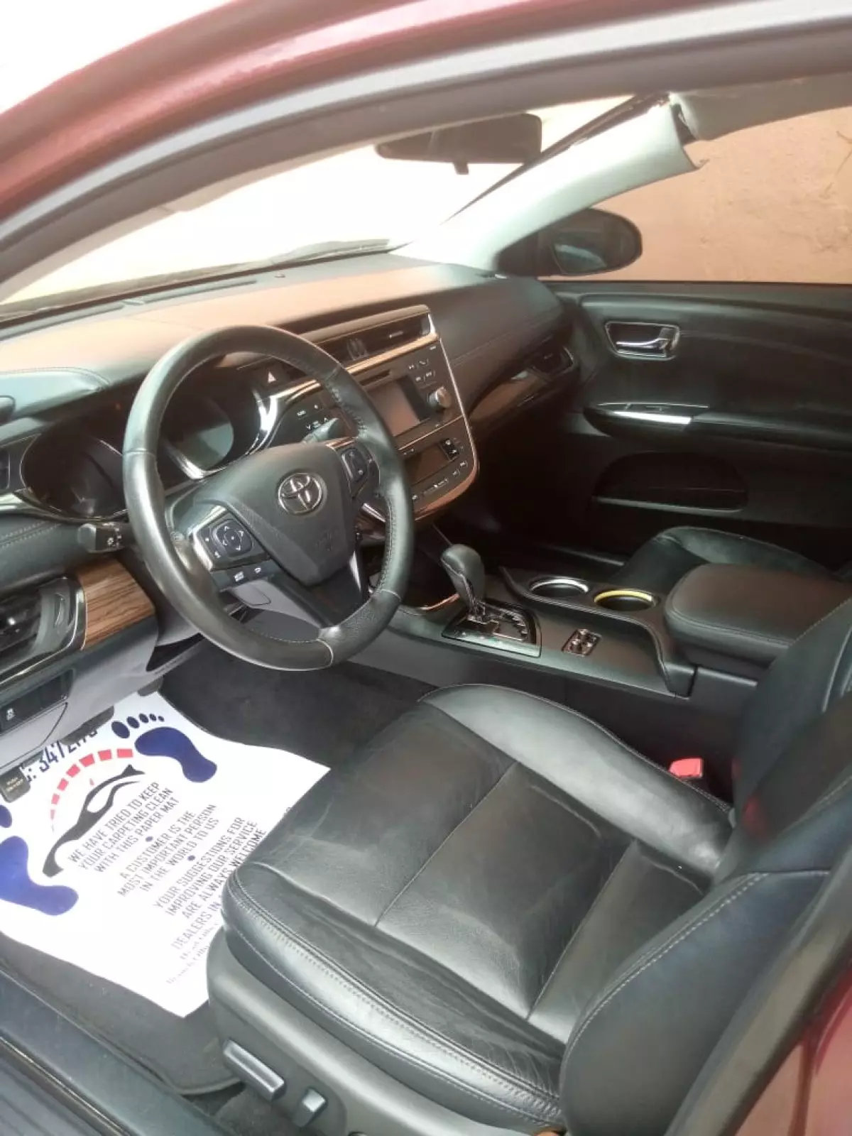 interiorFront