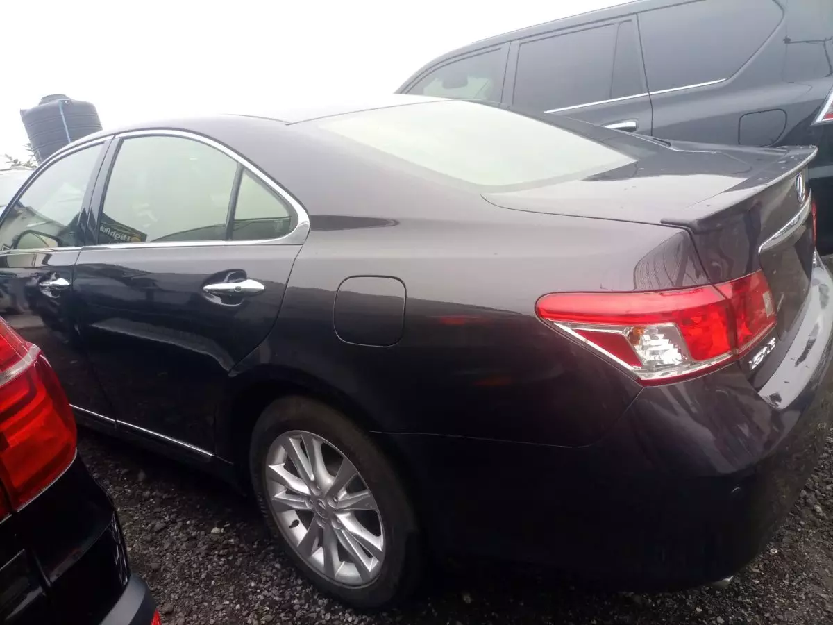 car Left