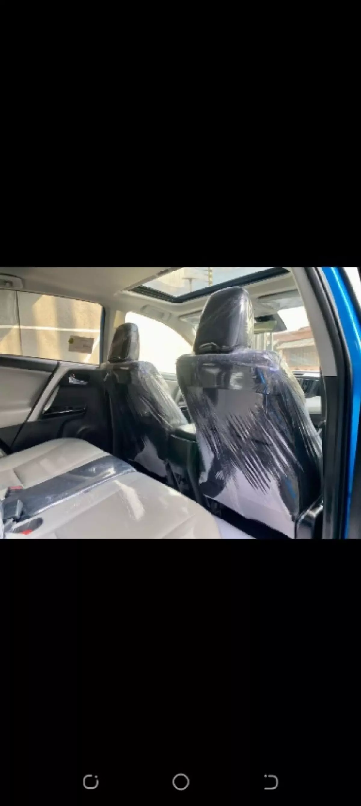 interiorBack