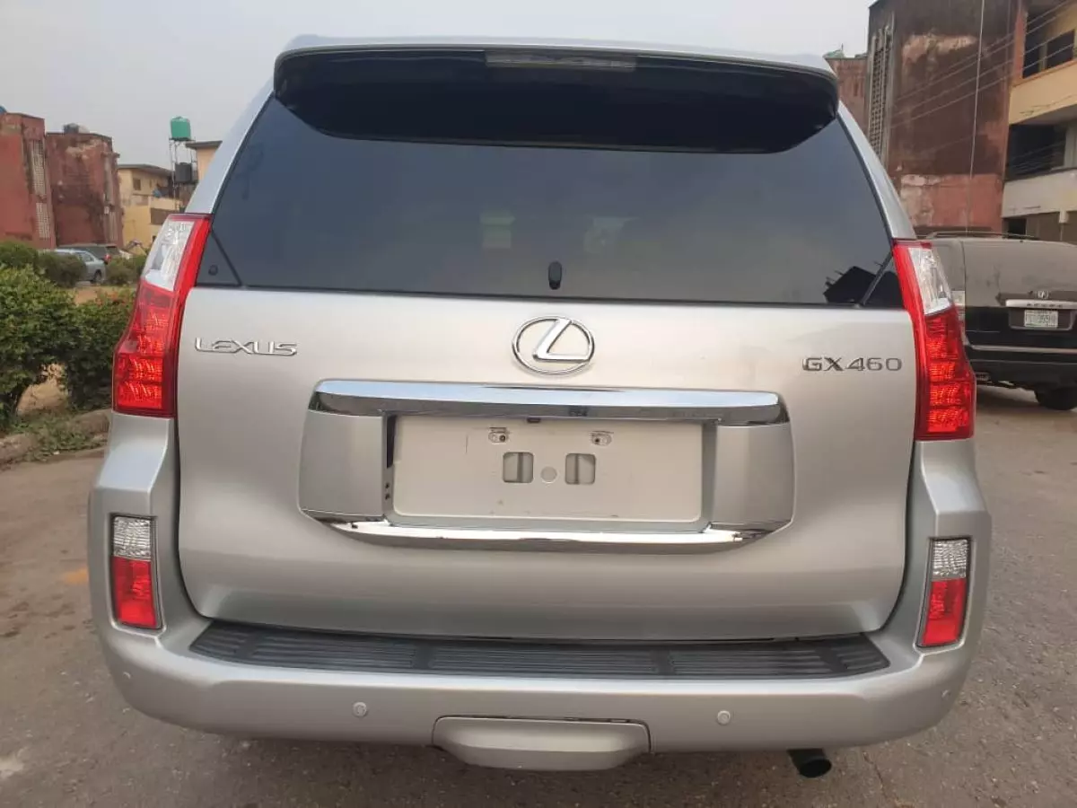 car Back
