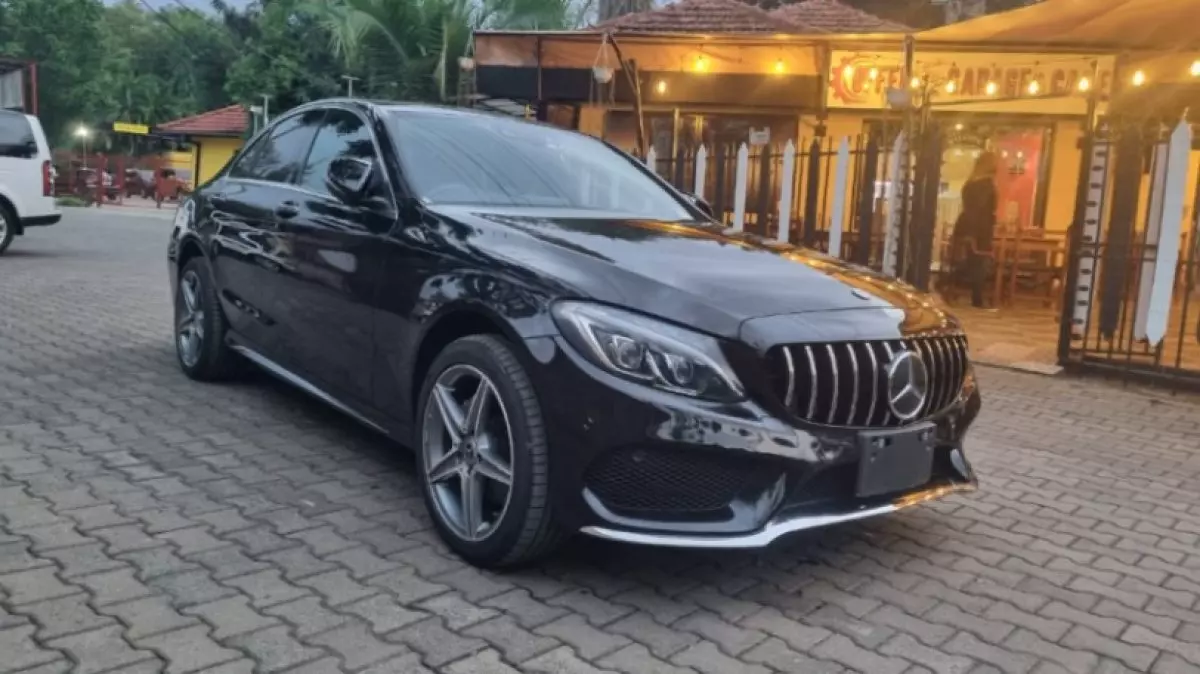 Mercedes-Benz C220 - 2018