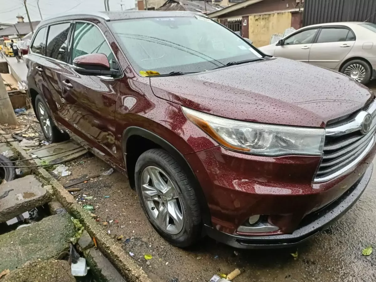 Toyota Highlander - 2014