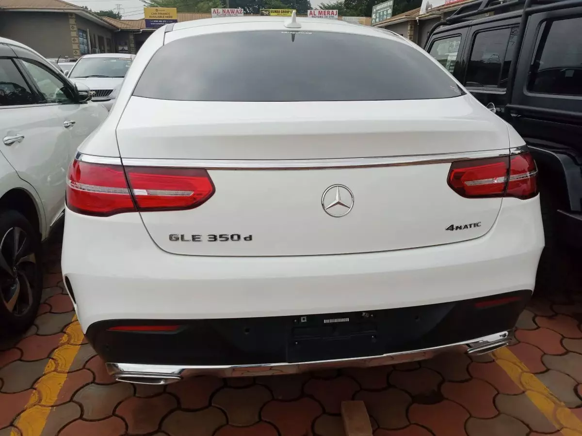 car Back