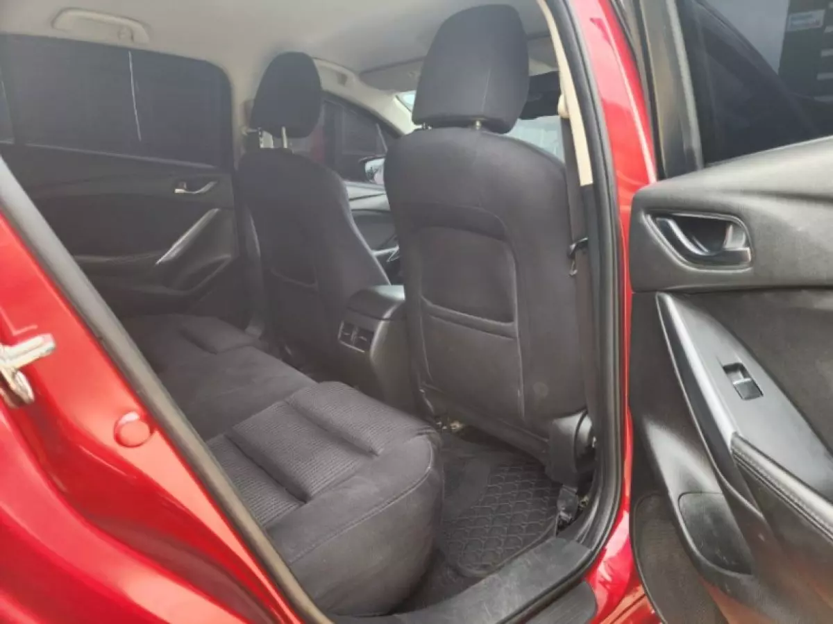 interiorBack