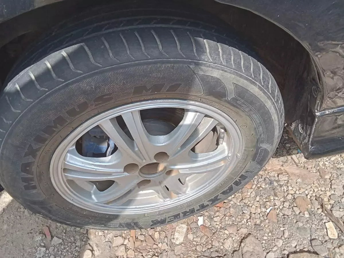 tyre2