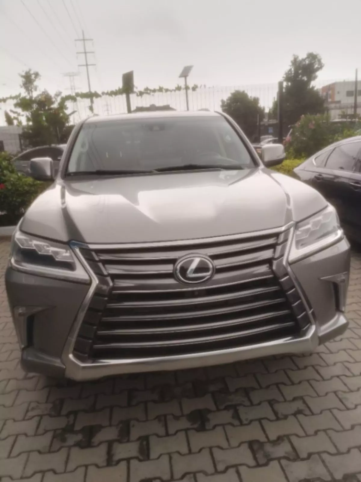 Lexus LX 570 - 2017