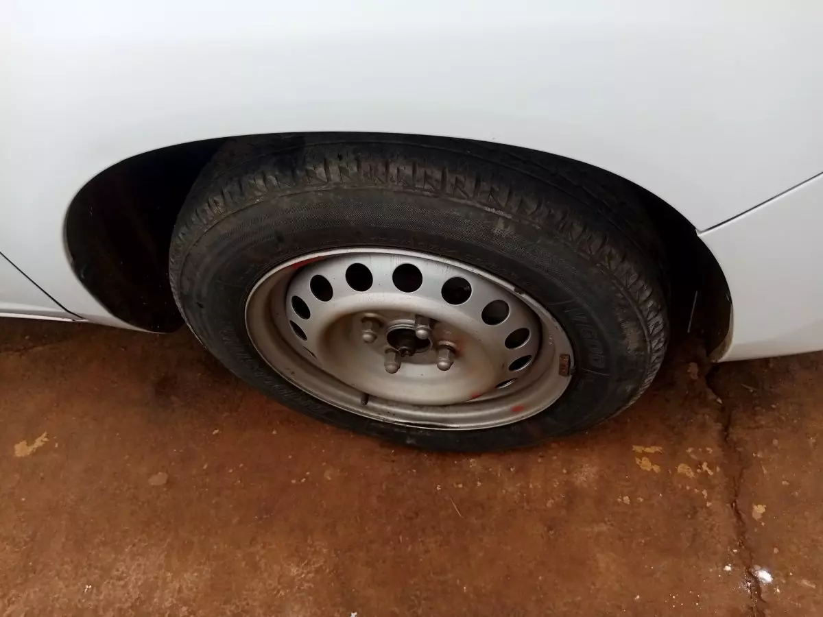 tyre3