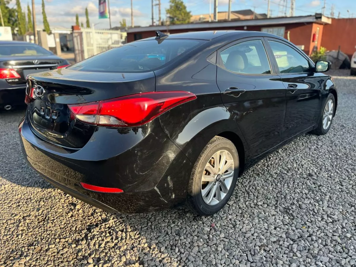 car Right Back