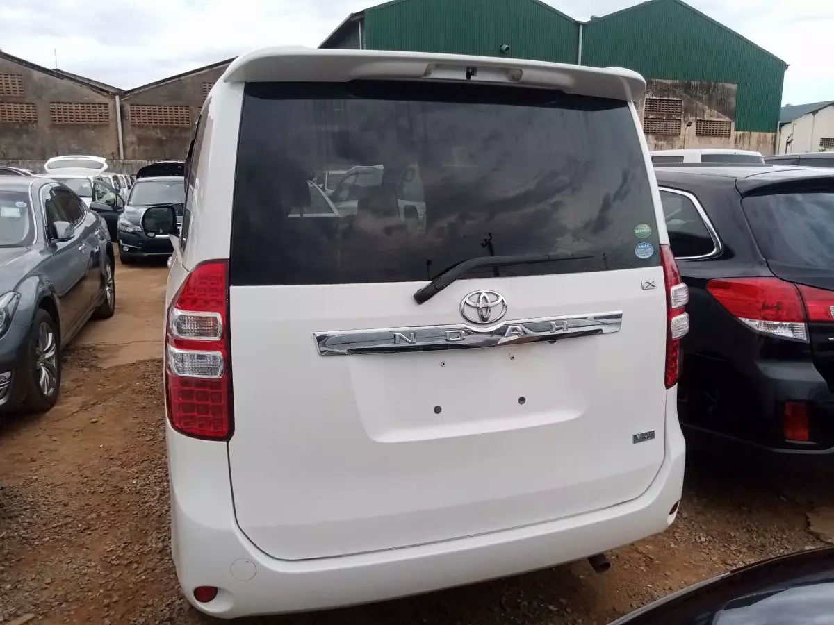 car Back