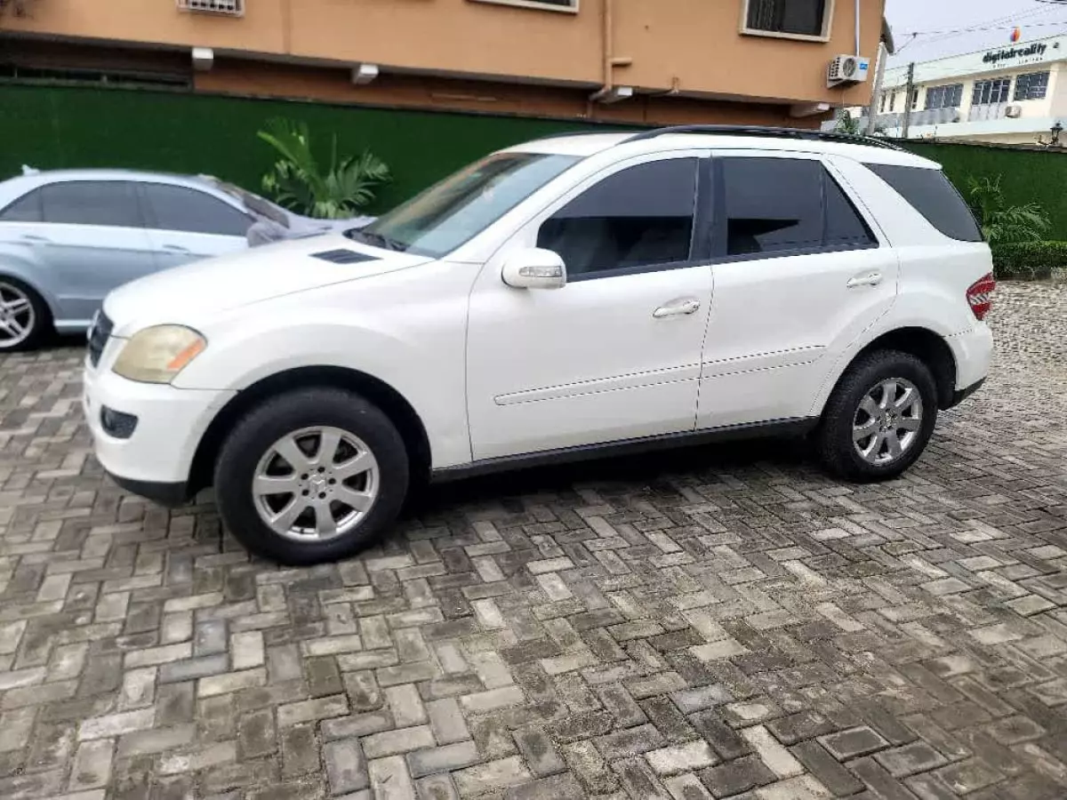 car Left