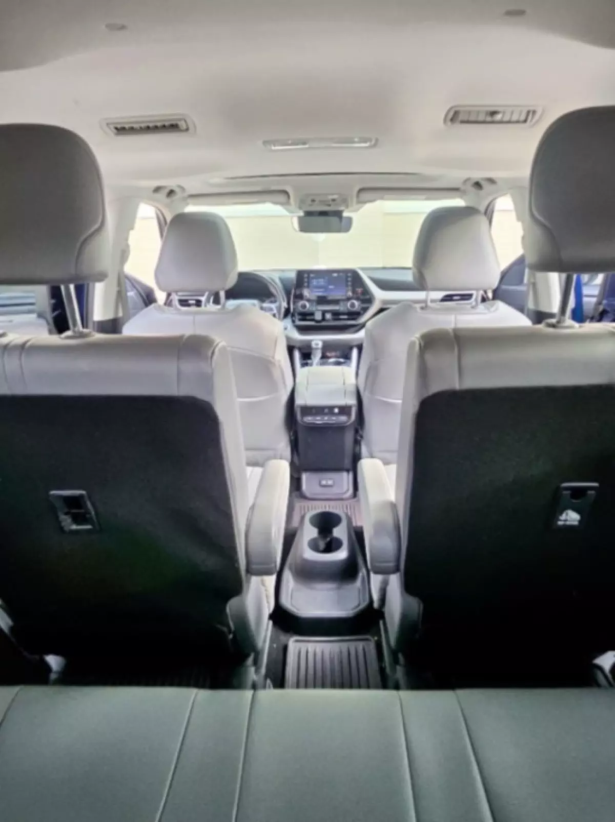 interiorFront