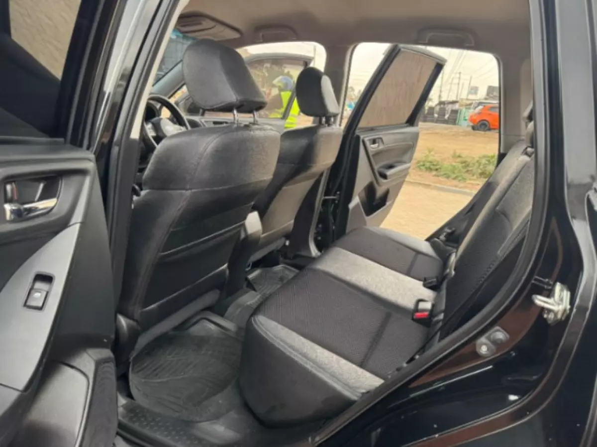 interiorBack