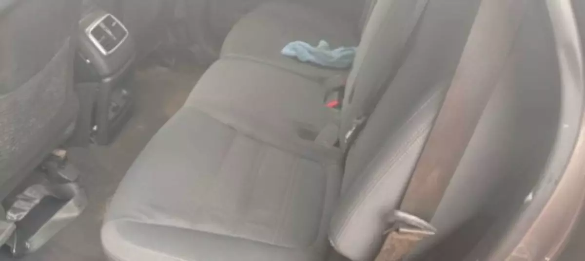 interiorBack