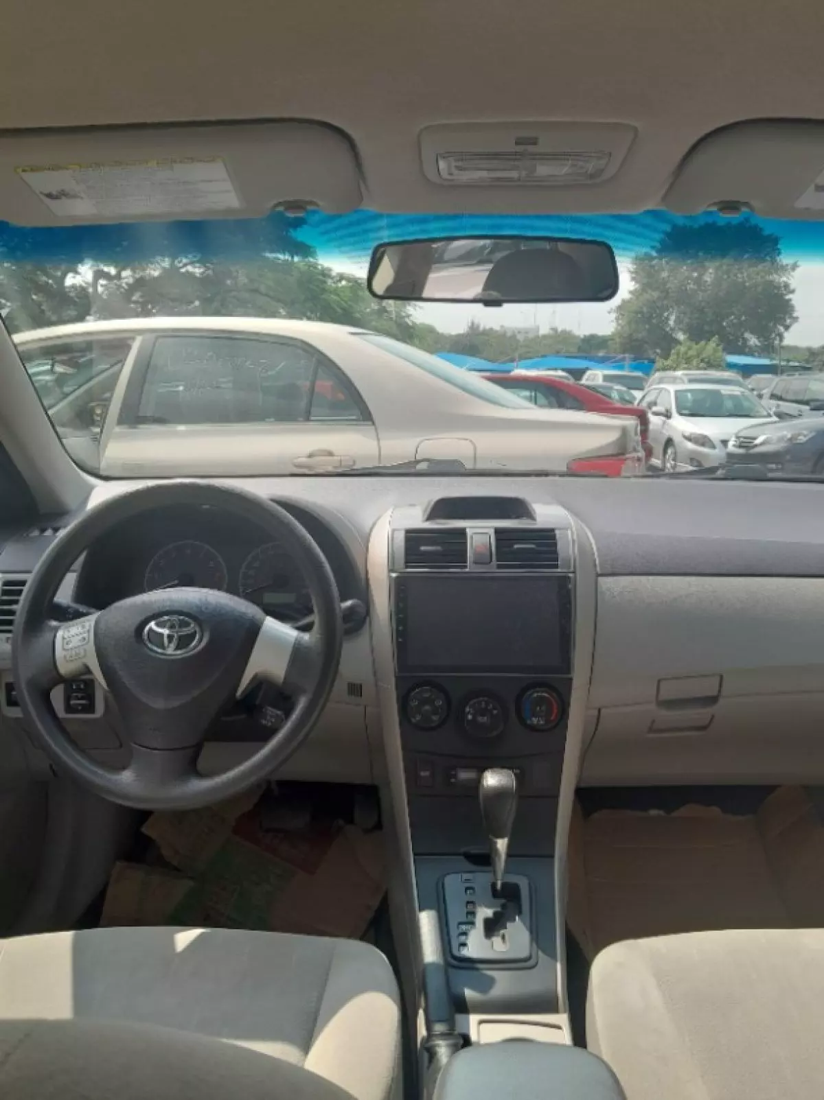 interiorFront