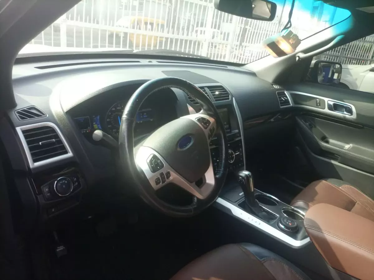 car Left