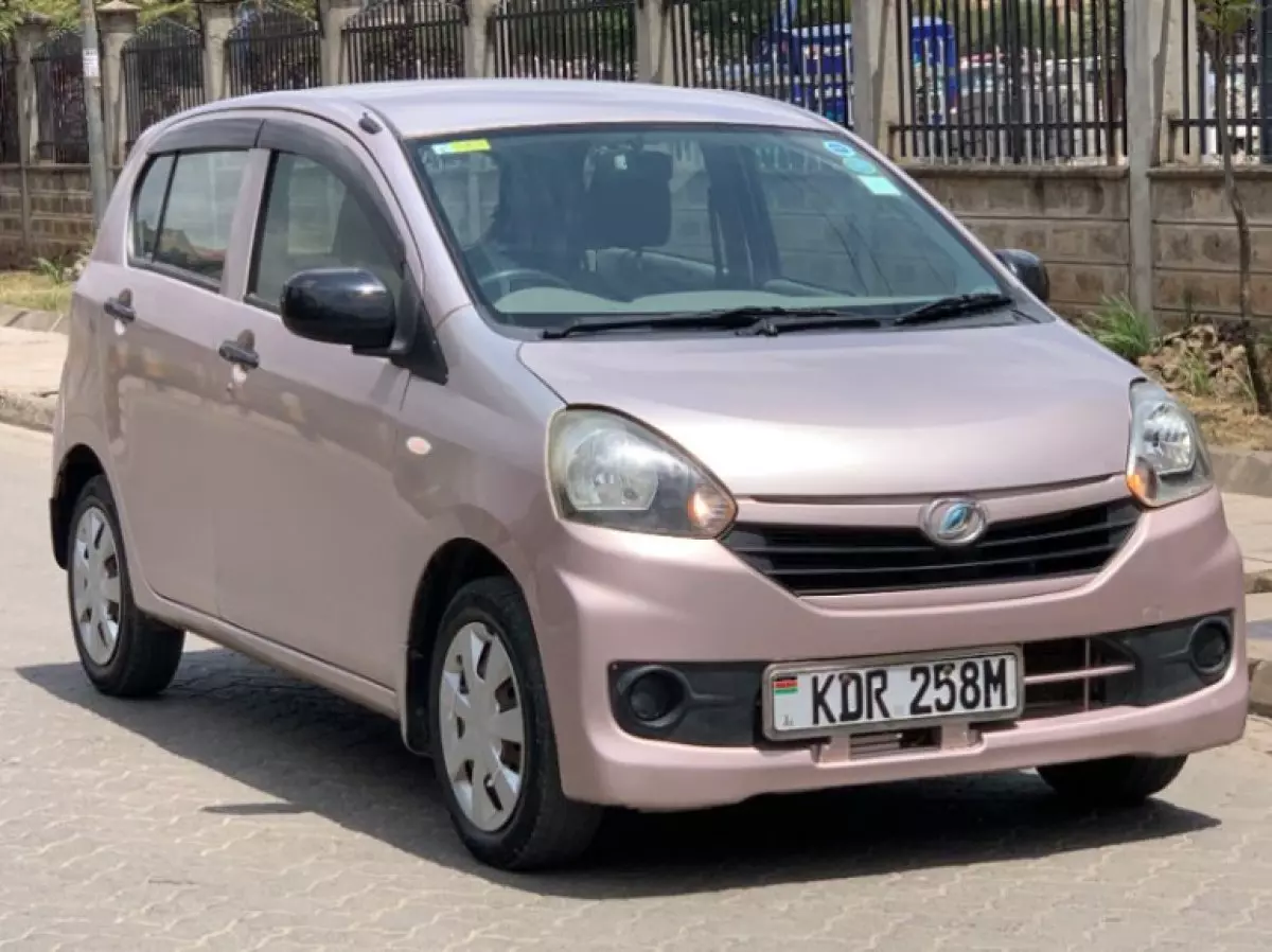 Daihatsu Mira  - 2017