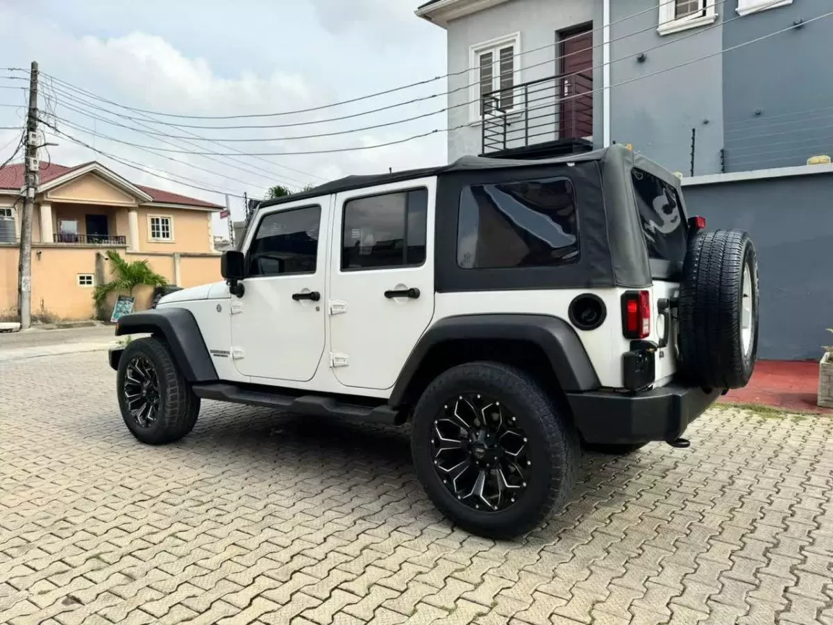 car Left