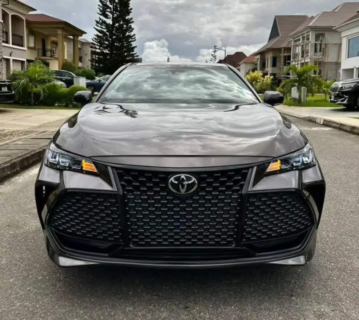 Toyota Avalon - 2019