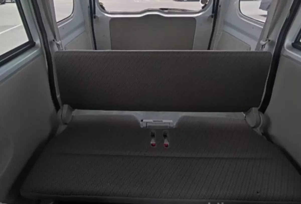 interiorBack