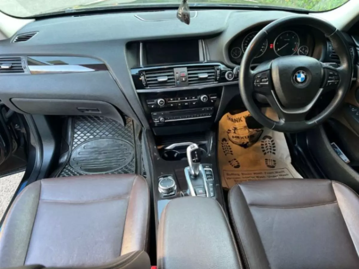 interiorFront
