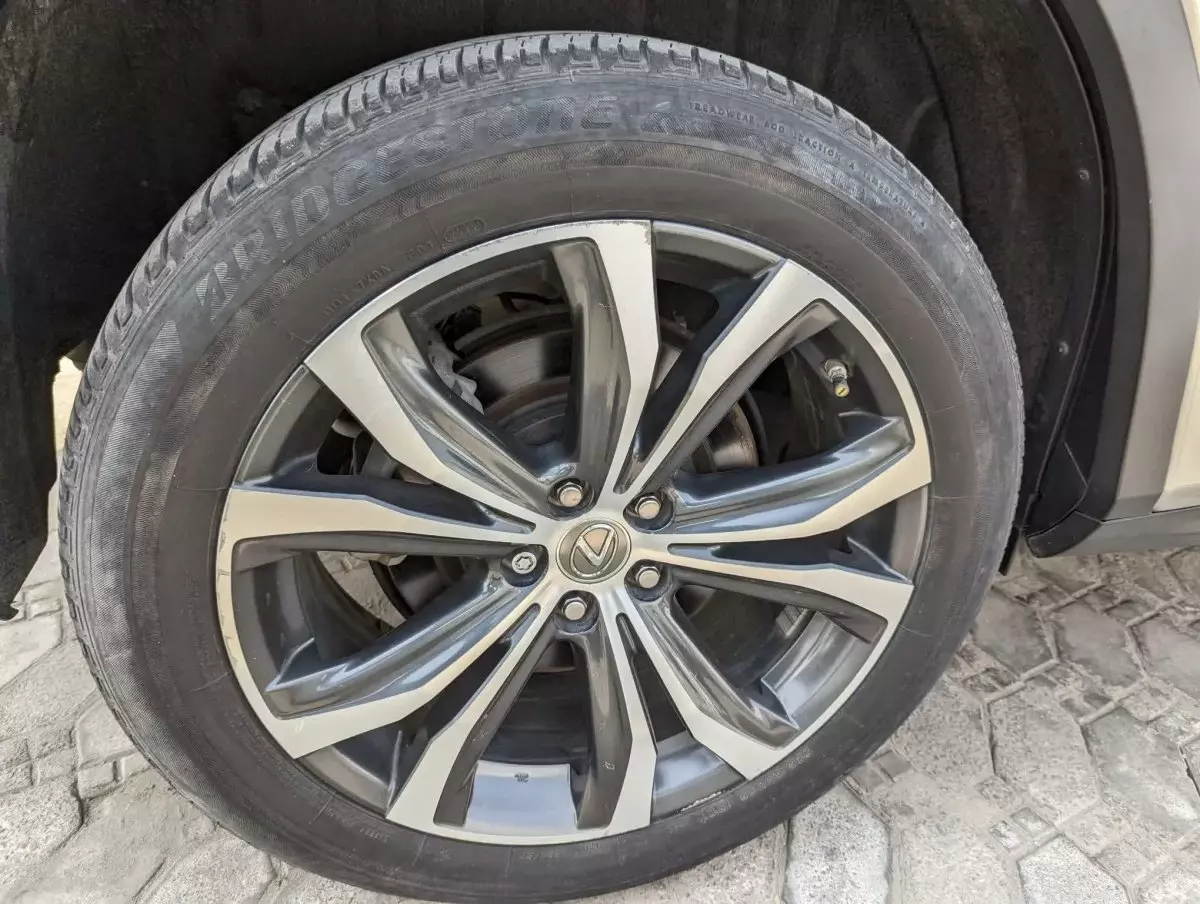 tyre2