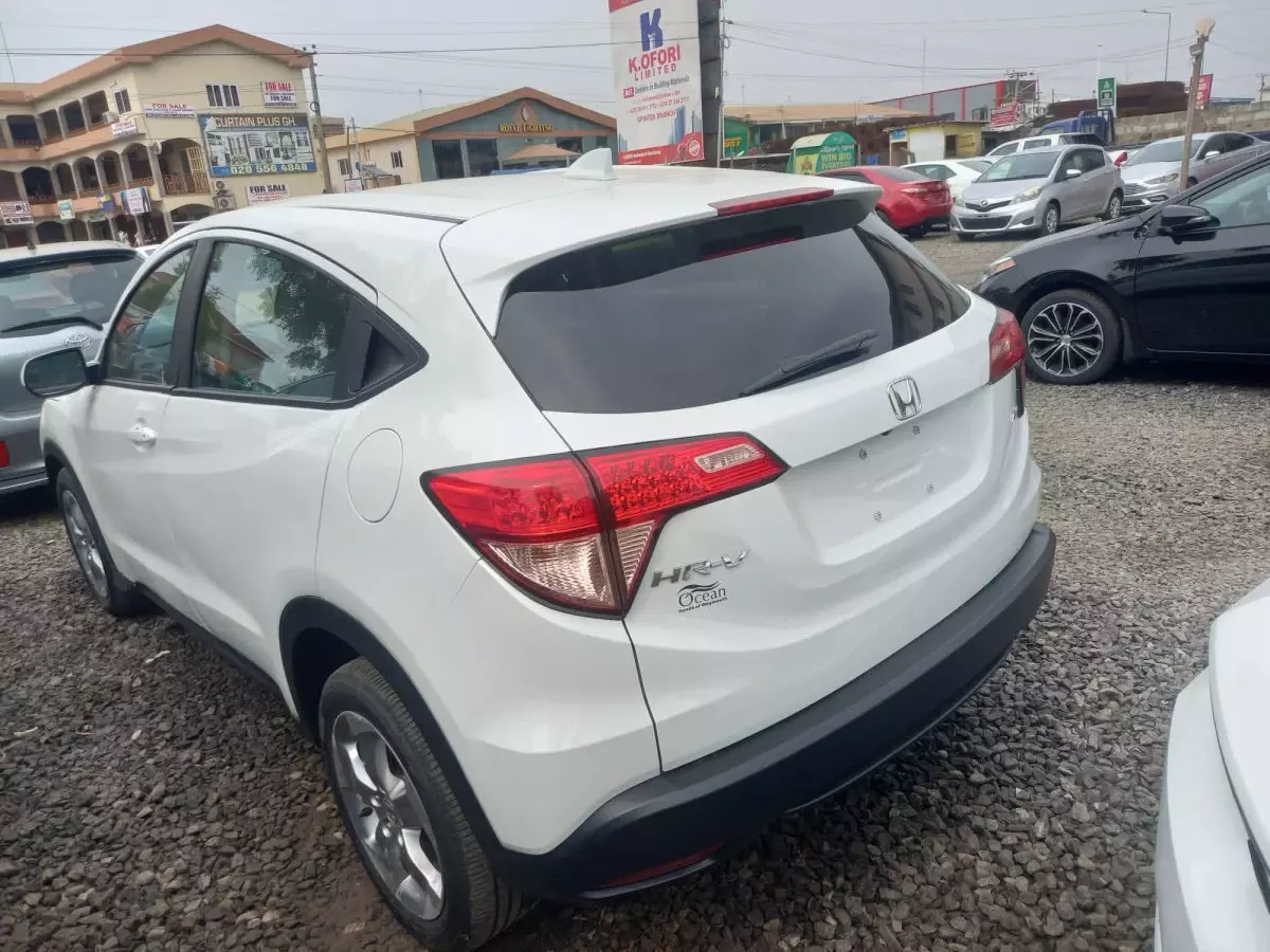 car Left Back