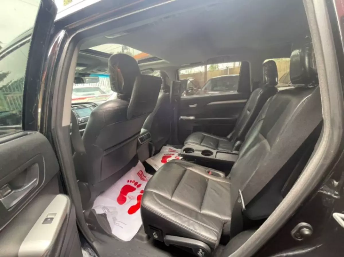 interiorBack