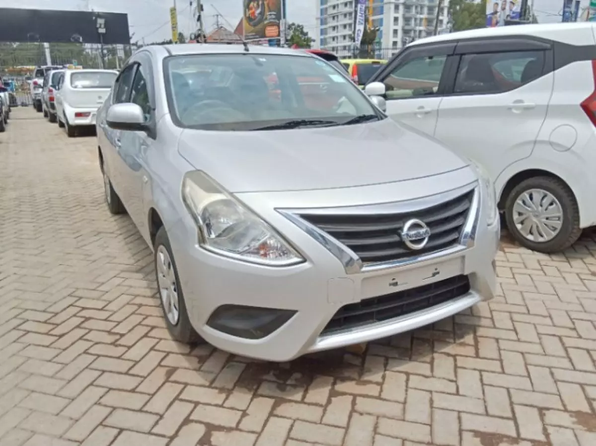 Nissan Latio - 2016