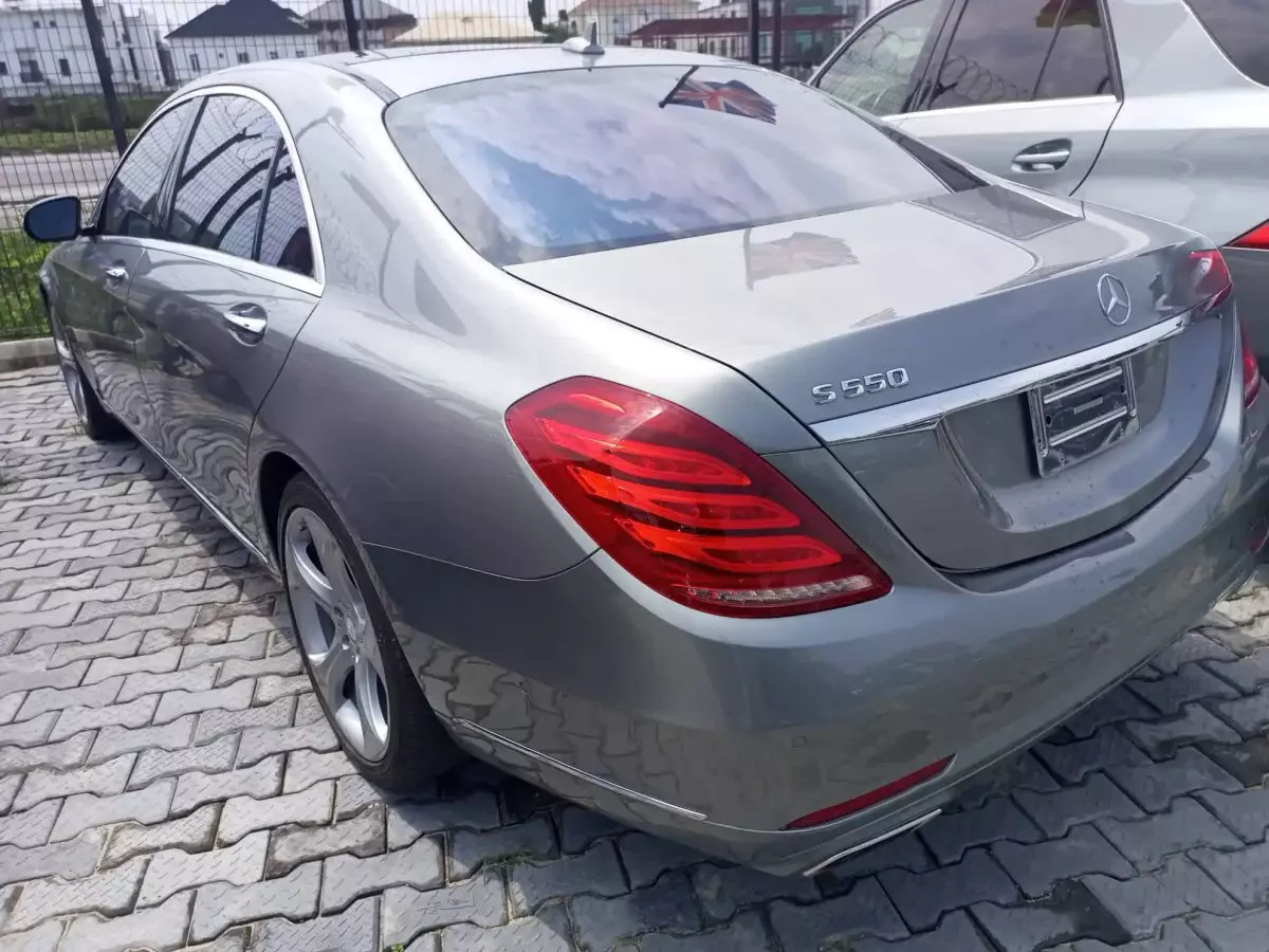 Car Left Back
