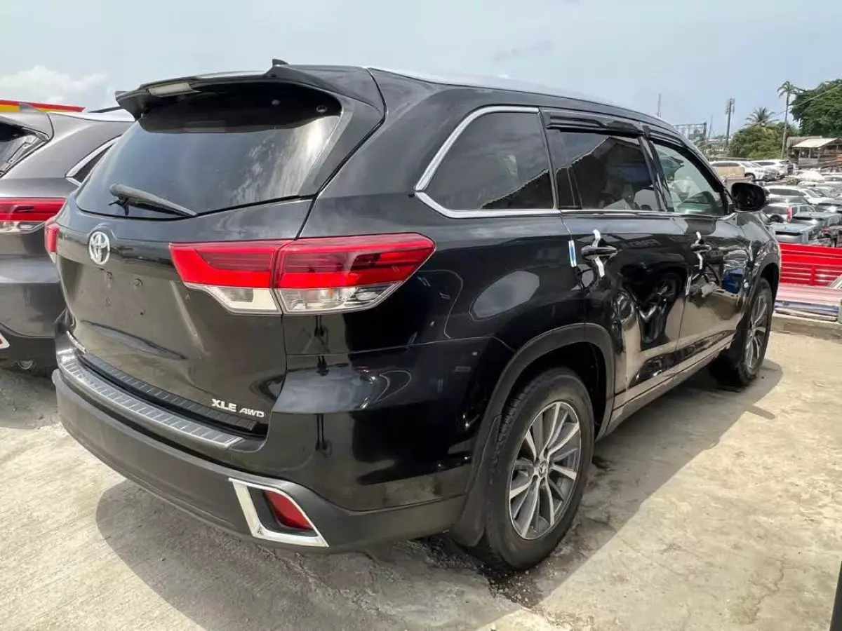 car Back