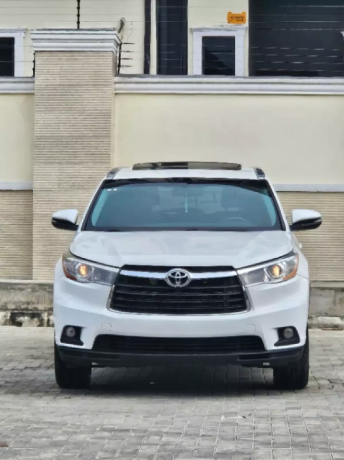 Toyota Highlander - 2016