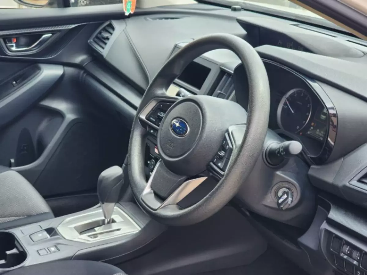 interiorFront