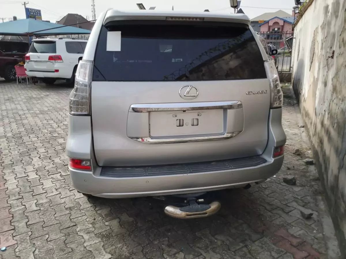 car Back