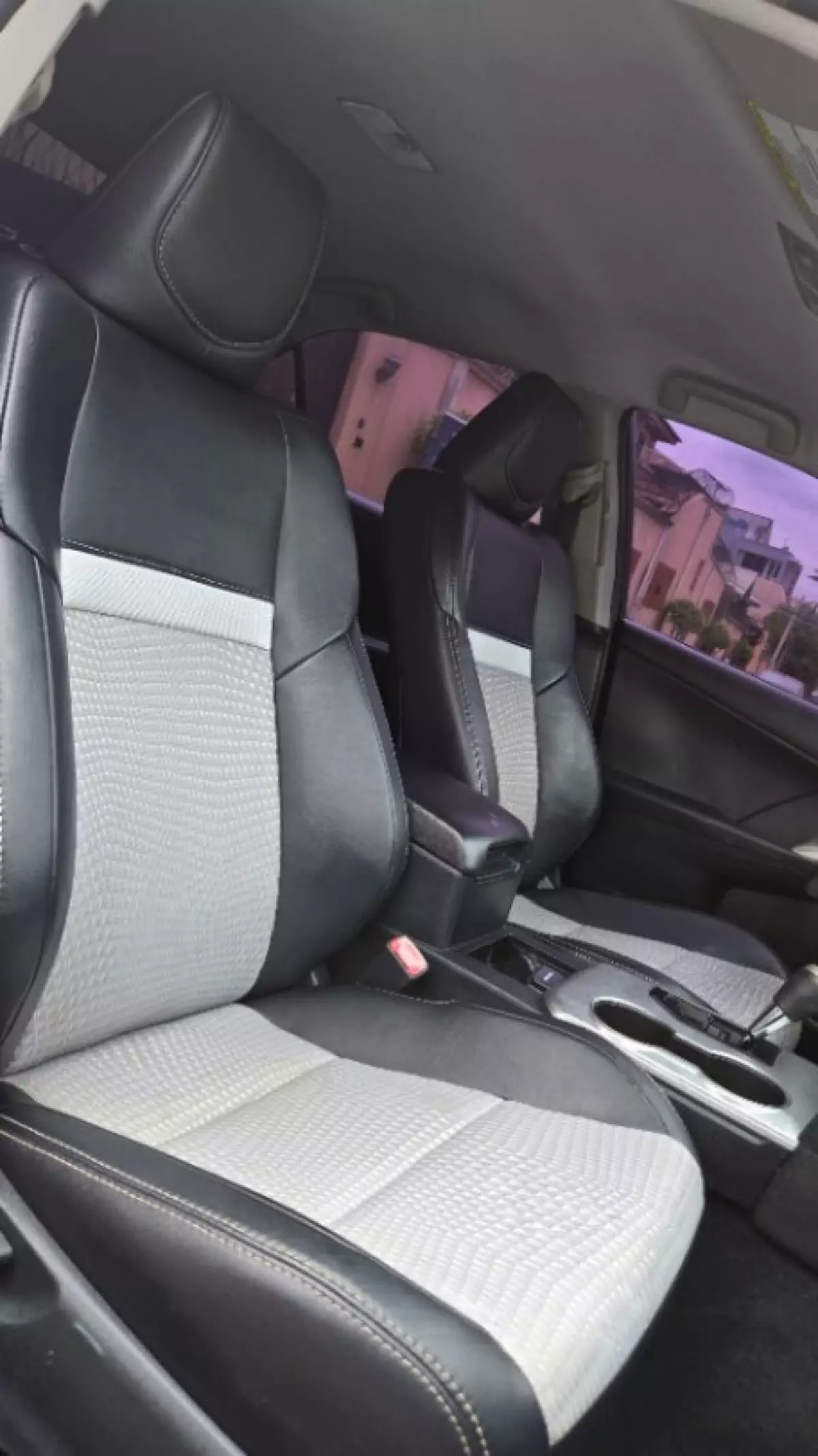interiorBack