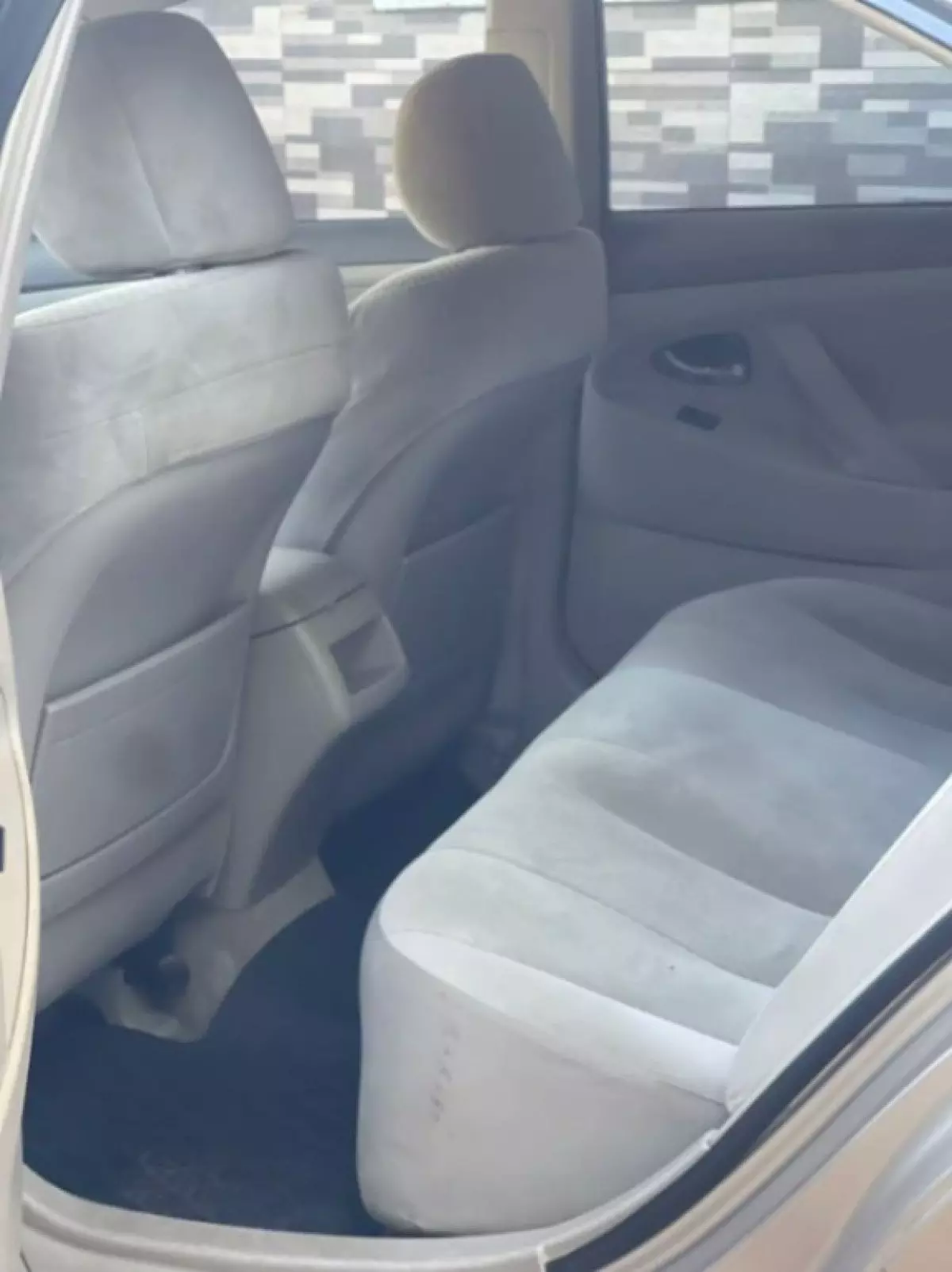 interiorBack