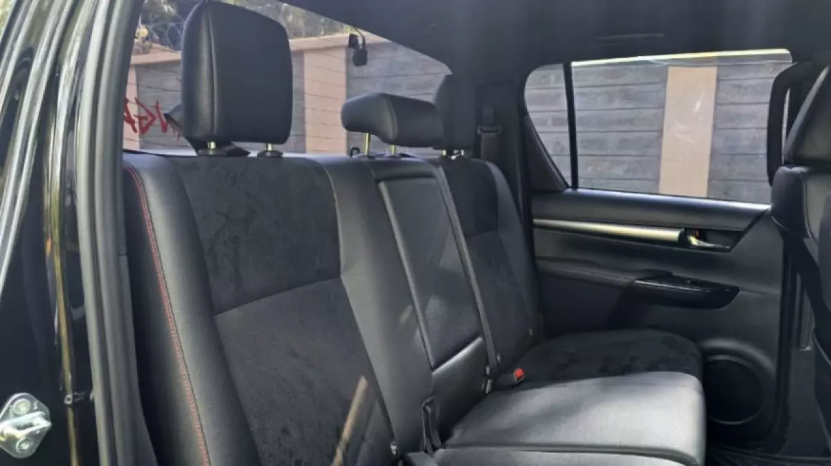 interiorBack