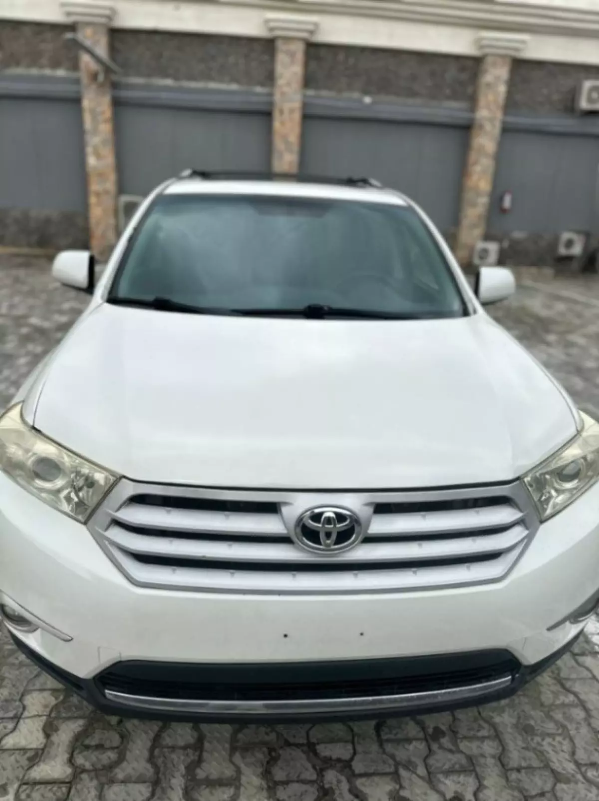 Toyota Highlander - 2011
