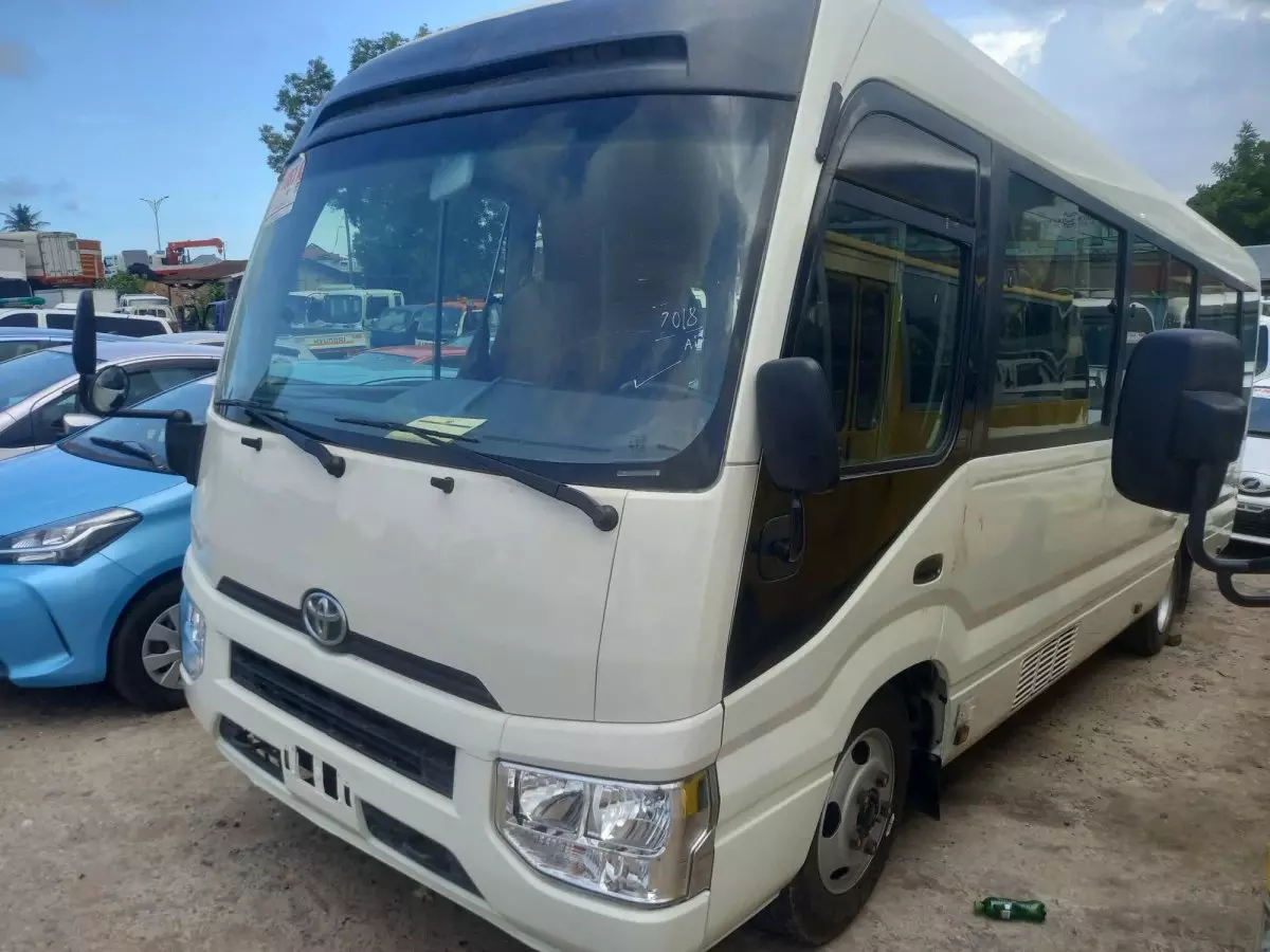 Toyota Coaster - 2018